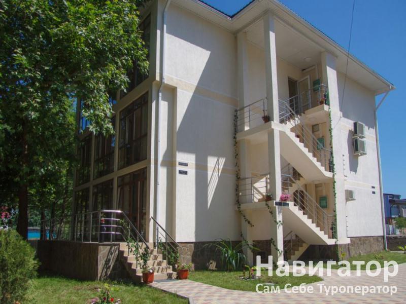 АЛЬБАТРОС - гостинично развлекательный комплекс в Архипо-Осиповка АЛЬБАТРОС - гостинично развлекательный комплекс в Архипо-Осиповка