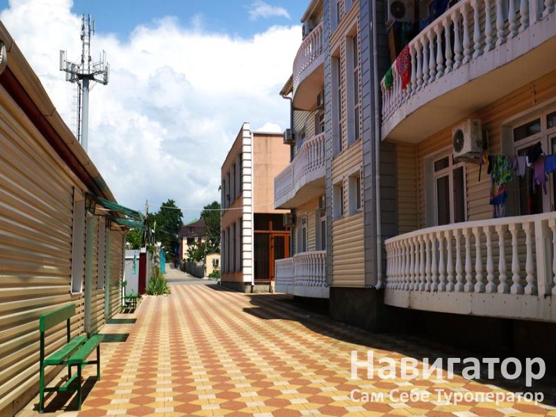 ЛАЗУРИТ- база отдыха в Агой ЛАЗУРИТ- база отдыха в Агой